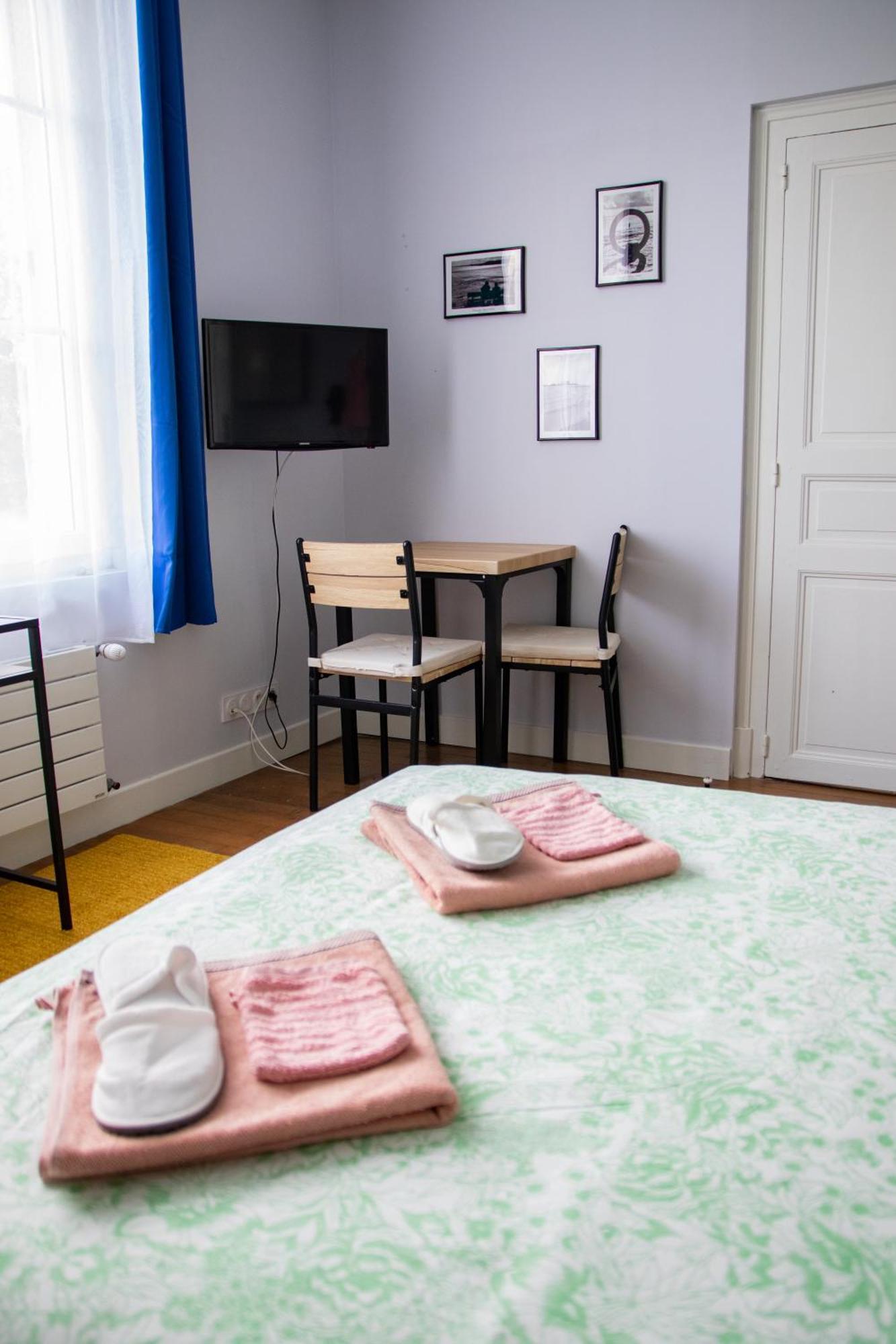 Les Tourterelles Otel Vendôme Oda fotoğraf